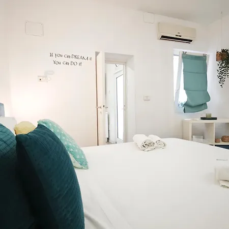 Giallosole Appartement *